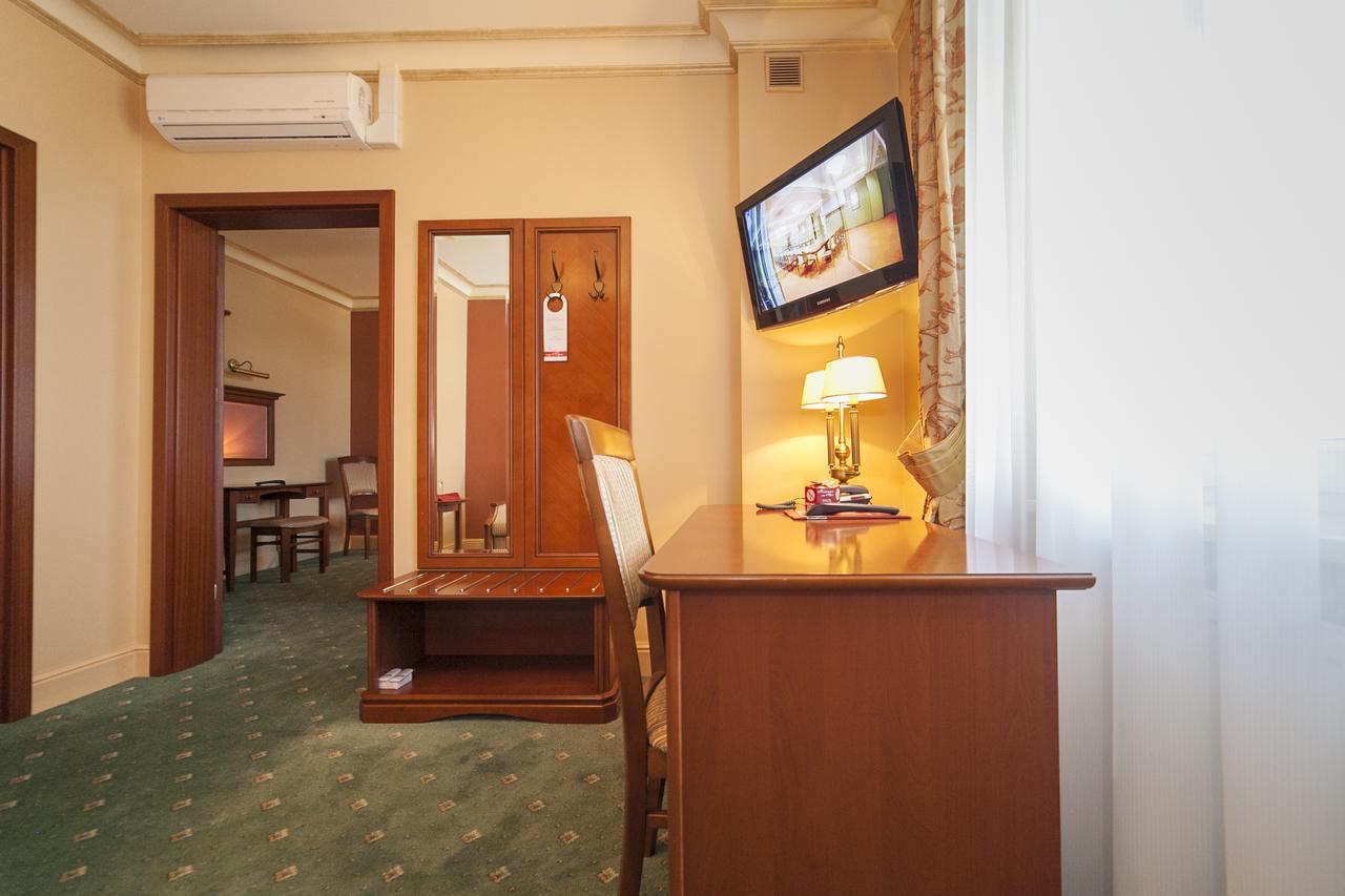 Hotel Przy Mlynie Rybnik  Ngoại thất bức ảnh