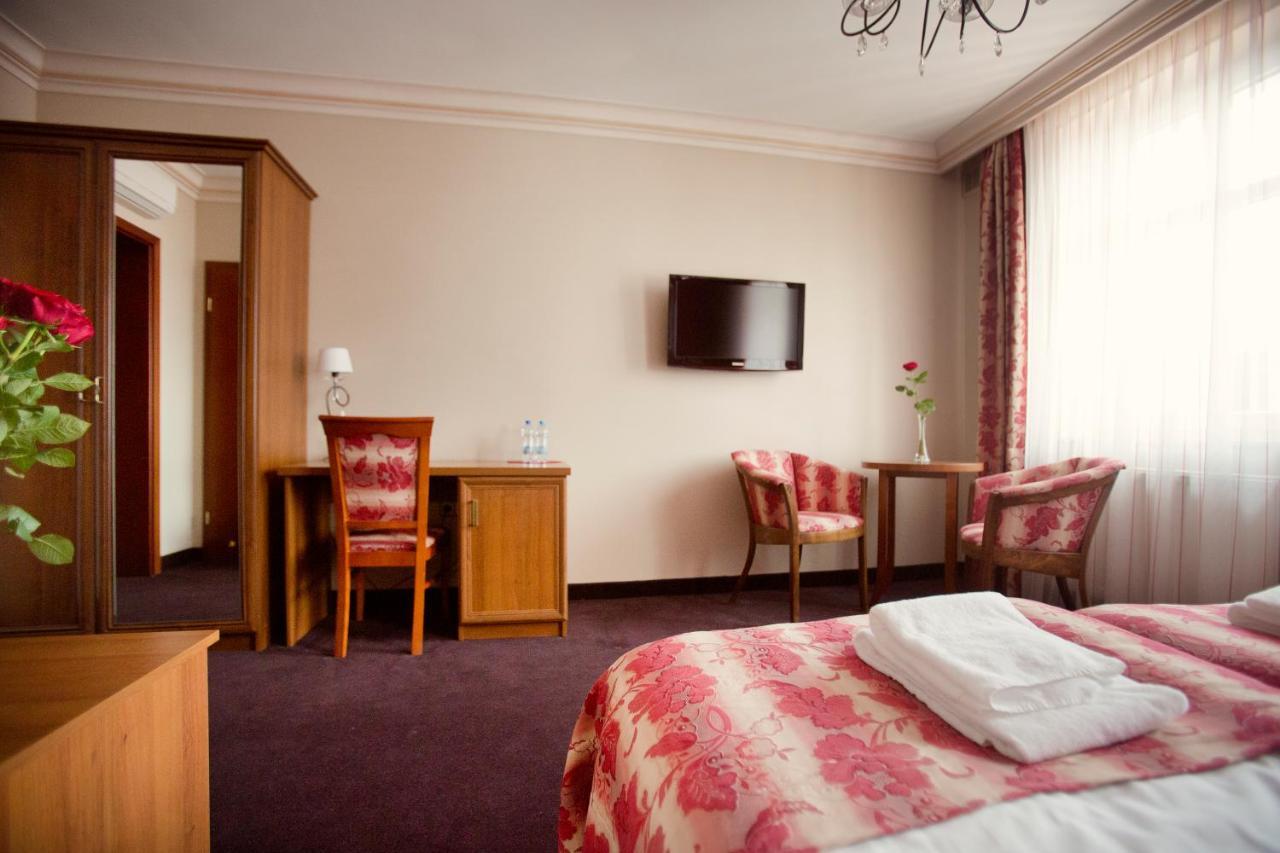 Hotel Przy Mlynie Rybnik  Ngoại thất bức ảnh